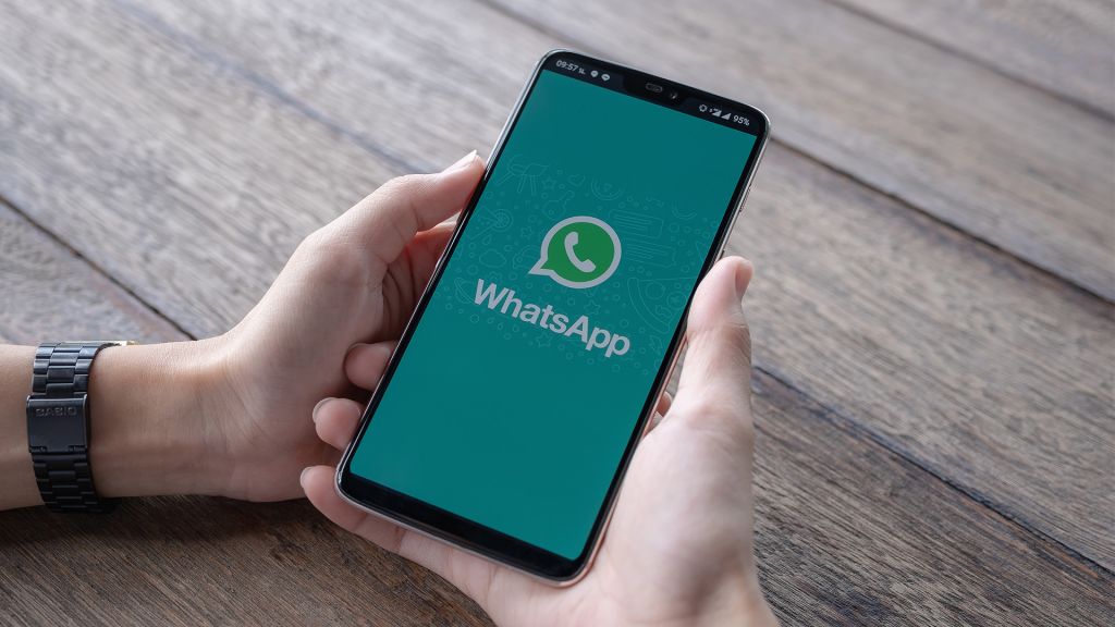 Cara Jualan Online Mudah Melalui Chat Commerce WhatsApp Business