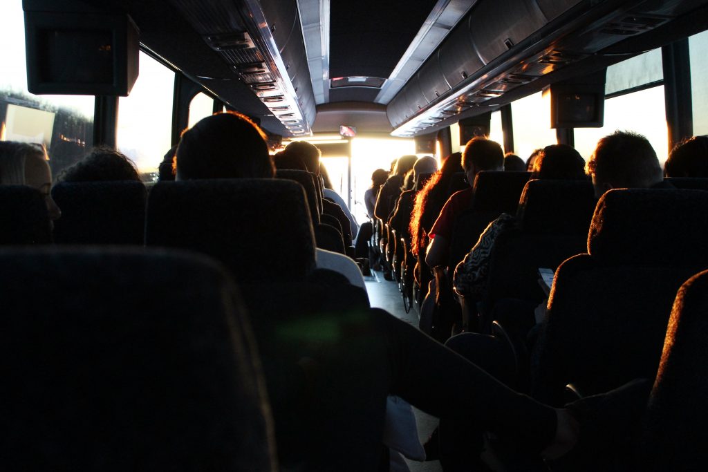 6 Tips Menjalankan Bisnis Bus Pariwisata