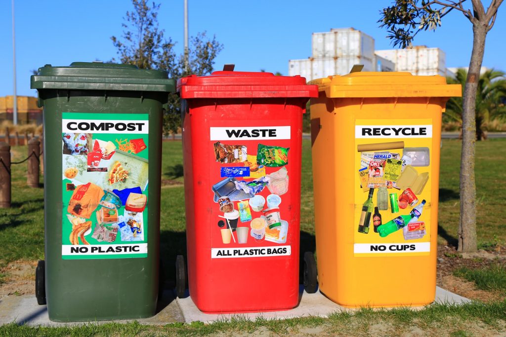 cara menjaga kelestarian lingkungan dengan daur ulang