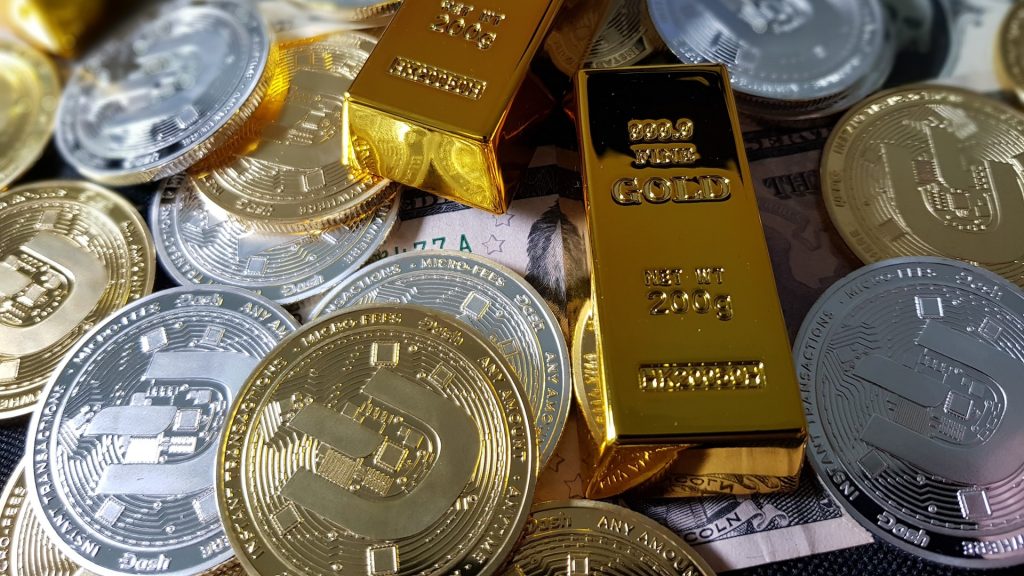Harga Emas Makin Turun, Masih Menjanjikan untuk Investasi?