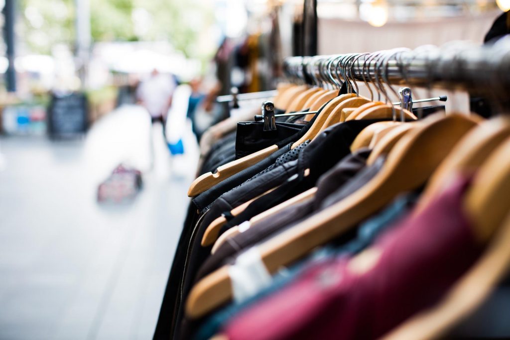 Bisnis Butik: Cara Memulai dan Perbedaannya dengan Toko Baju